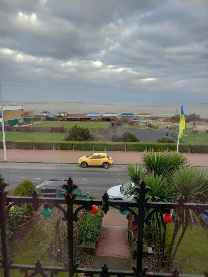 Savoy Hotel Fleetwood Exterior foto